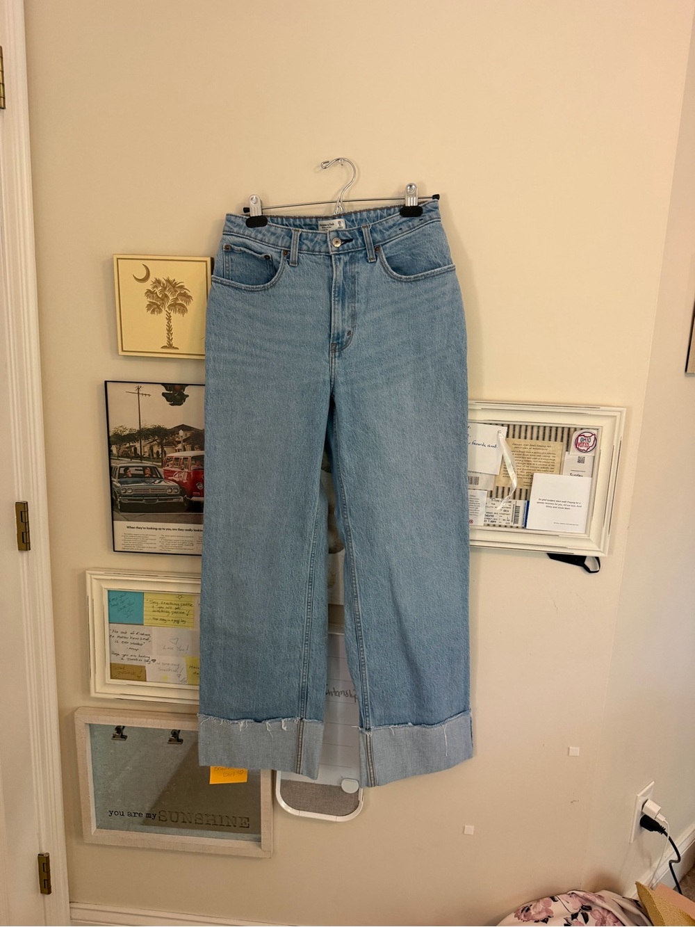 Abercrombie Curve Love size 6 Light Blue High-Rise Wide Leg Jeans